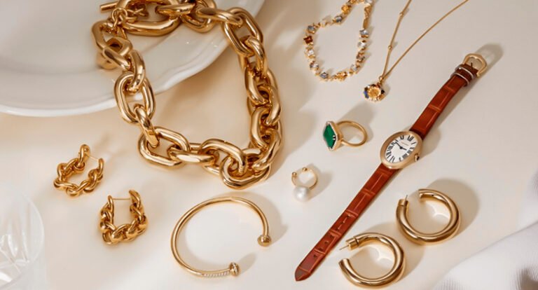 From Office to Occasion: The Most Versatile Jewellery You’ll Ever Own